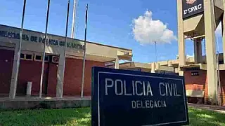 Briga por causa de pneu faz homem atirar em vizinho em Dourados