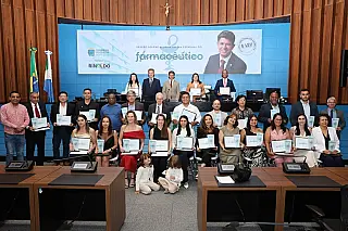 Farmacêuticos recebem homenagens em noite solene na ALEMS