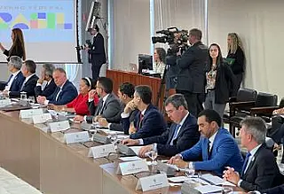 Semana do governador teve discussões de projetos em Brasília e troca de comando na segurança