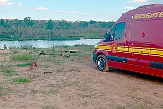 Mergulhadores do corpo de bombeiros encontram corpo de menino afogado no rio Aporé