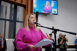 Lia Nogueira e deputados garantiram R$870 mil em equipamentos para a Saúde de Dourados