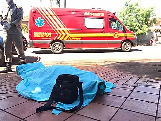 Homem passar mal e morre na calçada