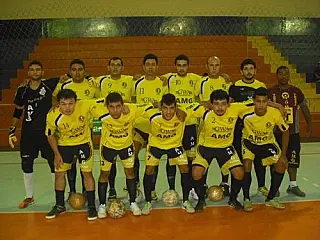 Equipes de Sidrolândia estiveram em campo e em quadra no final de semana