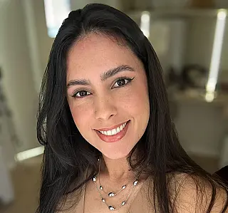 Podcast recebe maquiadora para falar sobre autoestima e beleza feminina