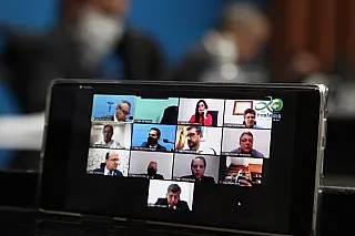 Deputados devem analisar seis projetos na Ordem do Dia desta quinta-feira
