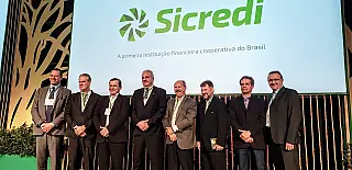 Emerson Perosa e Adauto Valente participaram do Fórum de Presidentes e Diretores Executivos