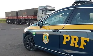 PRF recupera caminhão com sinais de adultureção