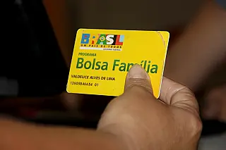 Ministério aponta 1,1 milhão de irregularidades no Bolsa Família