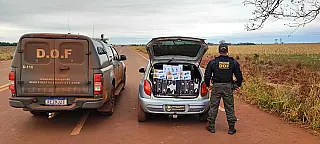 Em Caarapó, veículo é apreendido com mais de 500 pacotes de cigarros contrabandeados