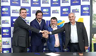 Carlos Bernardo participa de ato de filiações ao União Brasil