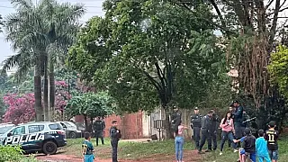 Condenado a 100 anos morre em troca de tiros