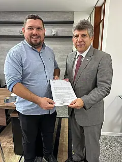 Vereador Jucleber se reúne com deputado Lídio Lopes para discutir melhorias na saúde da Costa Leste