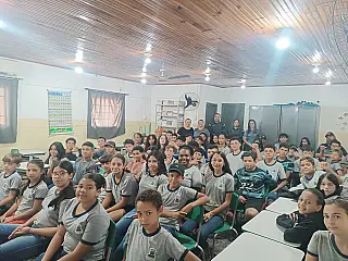 Polícia Militar Realiza Palestras Educativas para Alunos da Zona Rural de Nova Andradina.
