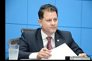 Renato Câmara cobra providências do Dnit  sobre voçoroca que ameaça trecho da BR-376