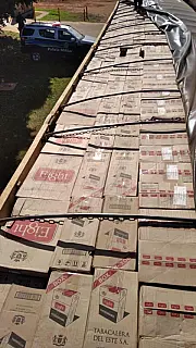 Polícia Militar apreende 45 mil pacotes de cigarros contrabandeado