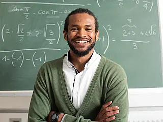 Dia Nacional dos Profissionais da Educação destaca a importância de quem transforma vidas nas escola