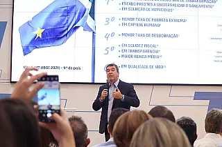 Governo firma convênio para impulsionar pequenas empresas