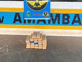 Mulher é presa com 24 quilos de maconha em um ônibus na MS-289 próximo a Coronel Sapucaia