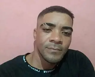 Homem é morto a tiros dentro de casa em Paranaíba