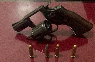 Homem é preso por porte ilegal de arma de fogo, em Gloria de Dourados – MS.