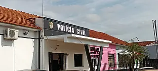 Mulher denuncia tentativa de agressão com panela de pressão durante discussão familiar