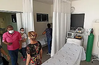 Sem dinheiro, Hospital faz campanhas para adquirir respiradores mecânicos