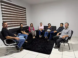 Prefeita e vereadores discutem obras paradas e novas demandas