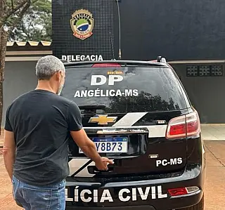 Mulher é esfaqueada dentro de casa e suspeito é preso em Angélica