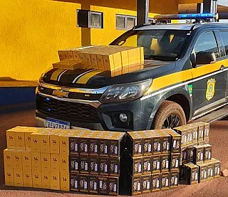 PRF apreende 340 celulares durante abordagem em Corumbá