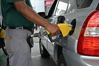 Petrobras aumenta em 8% preço da gasolina a partir de hoje