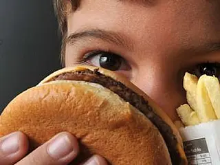 Saúde lança campanha para prevenir a obesidade infantil