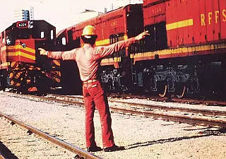 Dia do Ferroviário 
30 de Abril