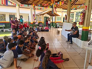 Zeca do PT solicita construção de quadra coberta em escola de Sidrolândia