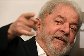 Colegiado vai julgar pedido da defesa do ex-presidente Lula dia 26