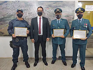 Policiais Militares e ex-comandante da 2ª Companhia de Polícia Militar de Cassilândia são agraciados