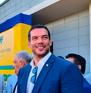 CBF entrega Centro de Desenvolvimento do Futebol em Campo Grande