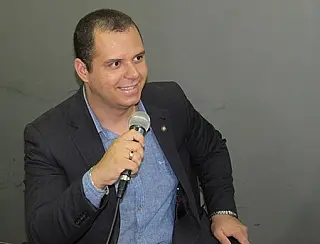 Vereador Róbinson Castilho vai propor CPI para investigar empresa e assentados por desvio de valores