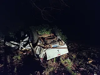 Traficante que morreu após capotar caminhonete transportava 1,3 tonelada de maconha