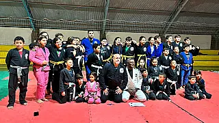 Seminário de Jiu-Jitsu reúne mais de 30 crianças em Deodápolis