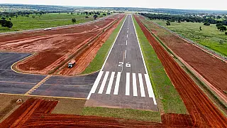 Rumo ao progresso: Governo inaugura aeródromo de Inocência para atrair investidores