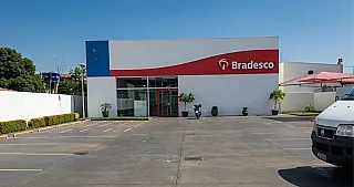 Bradesco é condenado a pagar R$ 8 mil por cobrança indevida em Paranaíba