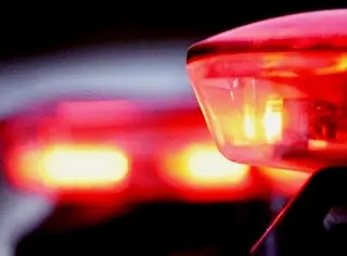Duas baterias são furtadas de Escavadeira Hidráulica da prefeiturav