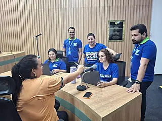 Claudia Padim participa da abertura do Plantão do Em Conta em Aparecida do Taboado