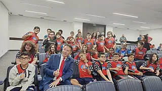 Gestão do presidente Gerson Claro aproxima estudantes da política