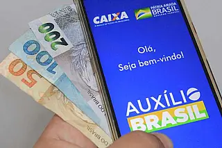 Auxílio Brasil: pagamentos de fevereiro começam na segunda; veja calendário