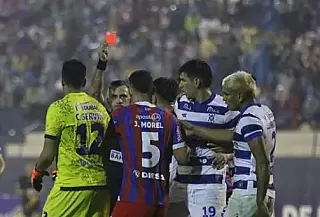 Apoiado pela UCP, 2 de Mayo empata com Cerro e assume liderança do Paraguaio