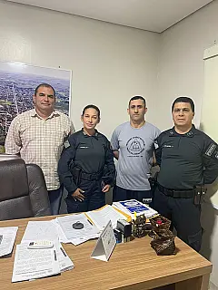 Comandante do 14º Batalhão, Gabriella Fernandes, visita a Câmara Municipal