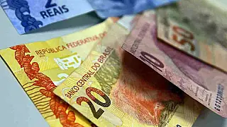 Trabalhadores têm R$ 24,5 bilhões a receber 'parados' no PIS; confira se você tem direito