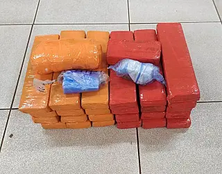 Moradora do Espírito Santo é presa em Caarapó pela PRF com maconha e haxixe