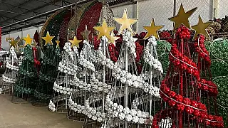 Santa Fé do Sul inicia instalação do Sonho de Natal 2024